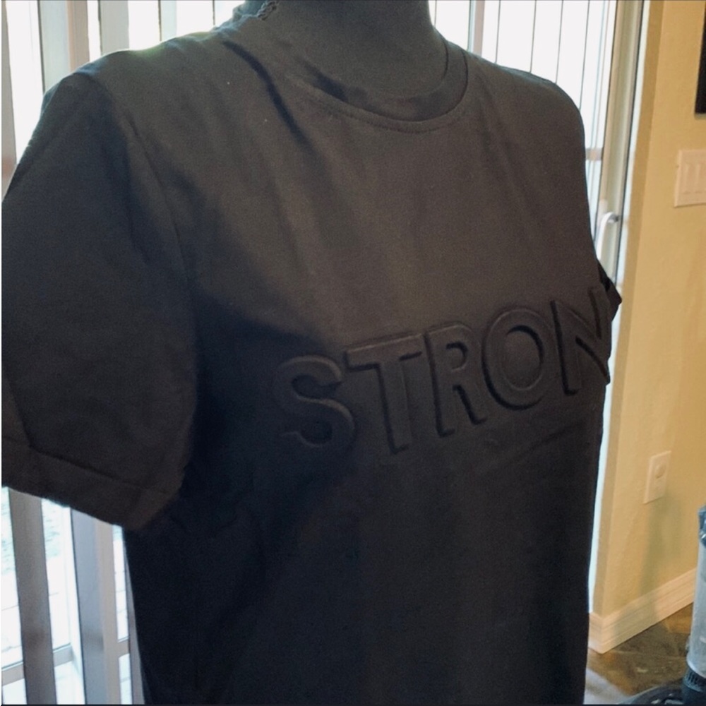 Logo Crop Tee: STRONG - Picture 2 of 5